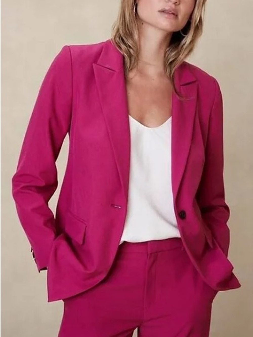 Banana Republic Sculpted Blazer in a bright berry pink color Sz 2